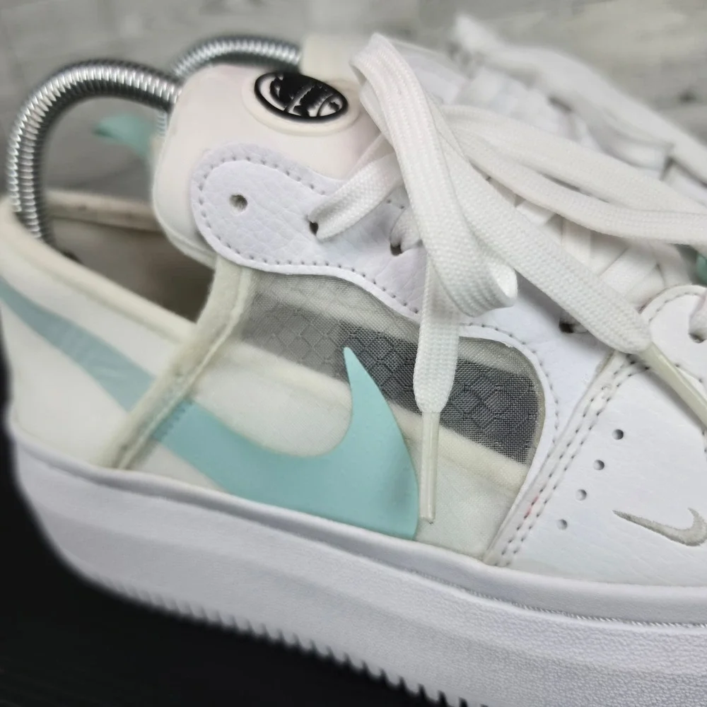Nike Vandalised LX White Light Blue Platform Sneakers CW6536-100 Womens 9.5